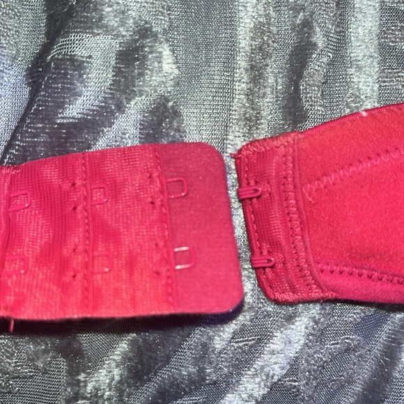 #142-EUC Warner’s 38C bra modern design, no underwires, thin padding - Picture 12 of 13